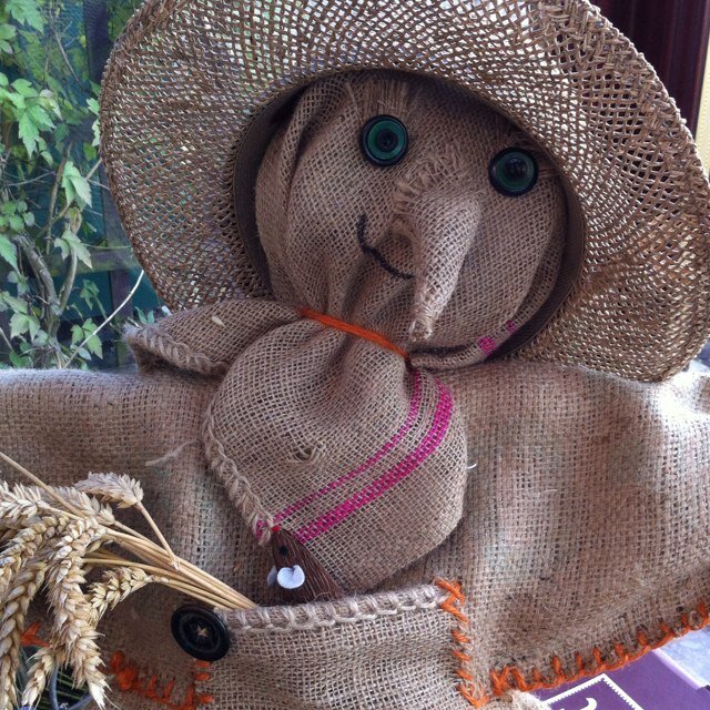 Yes_its_deb's profile picture. 