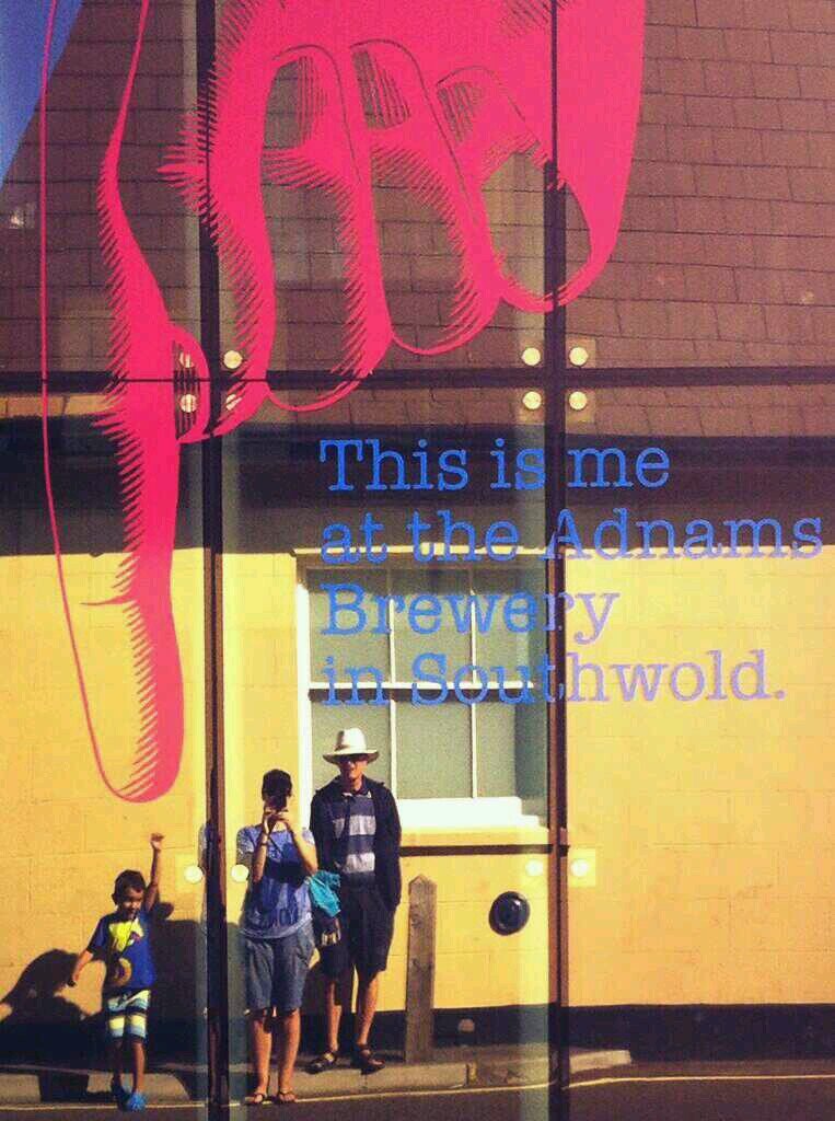 WentyTwo's profile picture. East London Nurse, Mum and potential crazy cat lady getting back on 2 wheels