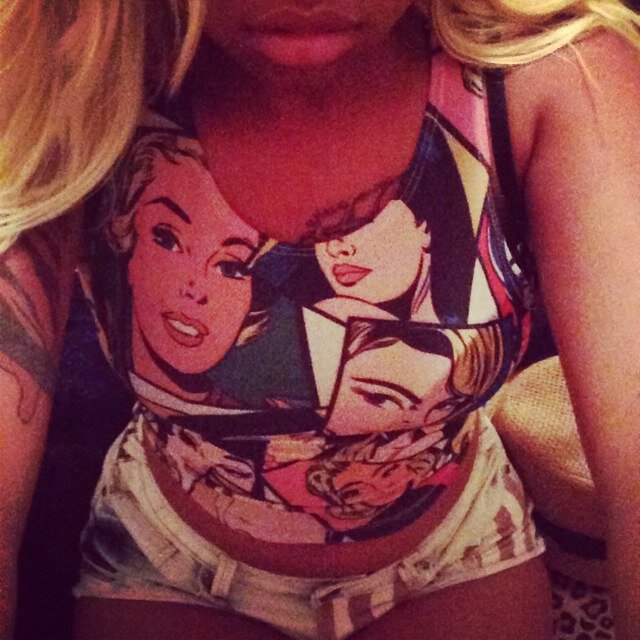 #TeamDrizzyDrake#TeamFollowBackℱℴℓℓℴω me ♥ ♀♀♂ && ♂♂♀ mention me for the follow back 14 days