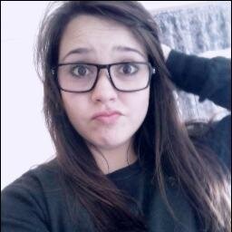 Michelle . Caroline godoy '    :)