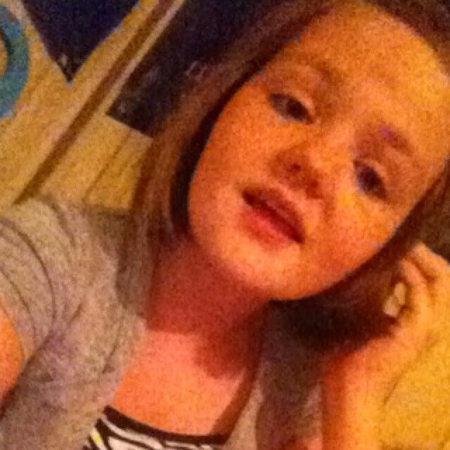 Follow me✨ normal girl just living life Beauty is not in the face but a light in the heart