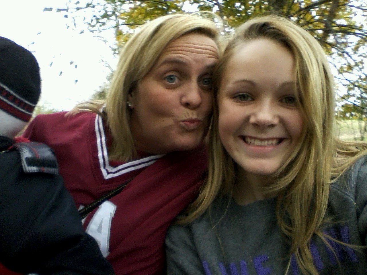 Brownsburg, IN & All-star cheer mom.