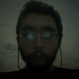 Gosto de jogos, filmes e internet