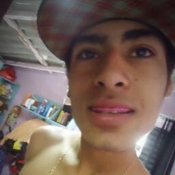 VÓ MANDA REAL PRA TODAS COMUNIDADE , O LEMA É PAZ ,JUSTIÇA & MUITA LIBERDADE- http://t.co/rf2hDzSHY7  @Fudenoo segue
