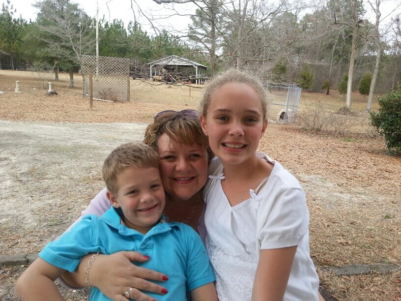 aparks0814's profile picture. Proud Mommy to sweet Christian and mini-me Maddie,night-shift lab tech, proud aunt and wife...happy and blessed!!