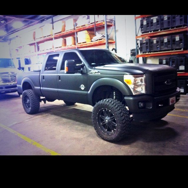 I love my truck, I love my country, I love my family, I love my guns, and I love my beer. 
Merica'