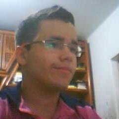 15 anos, otaku...