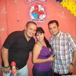 Soy una persona muy respetuosa y sobre todo muy amable me encanta estar con las personas q quiero como mi familia amigos