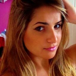 Médica | Safadinha | Solteira | 29 anos