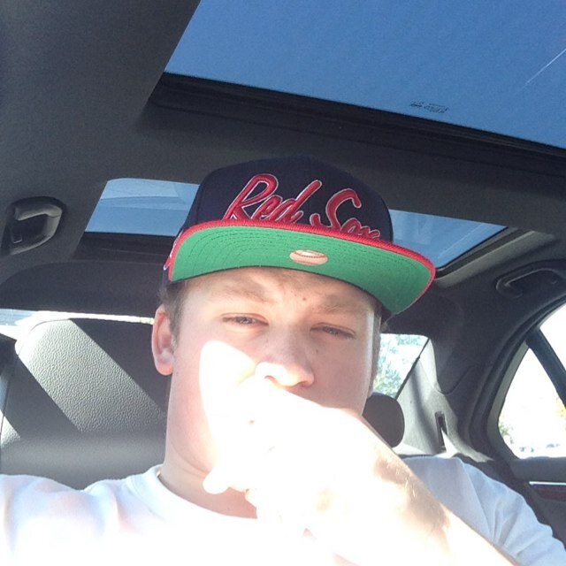 Justin_w454's profile picture. 