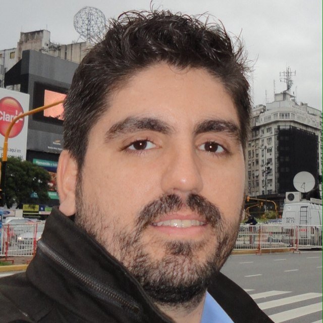 Researcher working at Amazon (Larsana)🔬🦠.
Travel passionate, 50🌎 and counting..