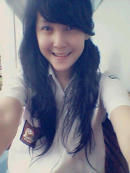 ^Simple and Impossible^
მარტივი და შეუძლებელი ☃Ladesya Syakila☺