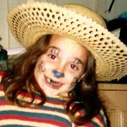 mmoniquef's profile picture. 