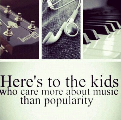 im a 14 yr old guy! I love Demi Lovato and One Direction !!!! Got problem with that well i really don't care! #sorrynotsorry