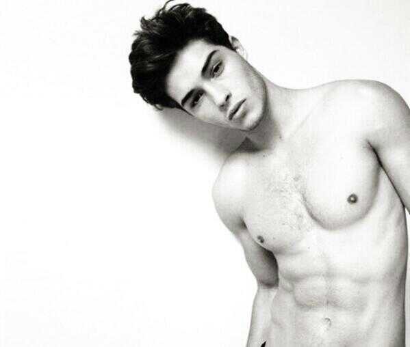 BubbleFauxx's profile picture. 