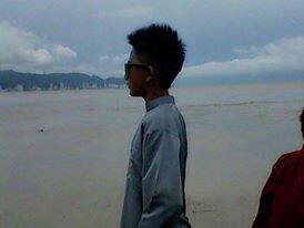 Muhd Aiman | 12 | PENANG | I'M TAKEN

I FOLLOW YOU .. YOU FOLLOW ME bACK :)