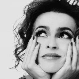 OfficialAdkinsH's profile picture. @OfficialAdele La chica que deja caer el cielo, rueda en las profundidades, persigue aceras y se despide de las mesas giratorias.    I am #Daydreamer