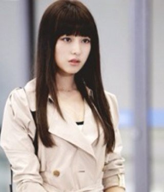 ยูราเฮลบอท #TheHeirs ใครบอกว่าฉันร้ายลึก ไม่จริงหรอก ตัวตนของฉันน่ารักกว่าที่เห็นนะ ลองมาคุยกันแล้วก็จะรู้ ฉันไม่กัด ฉันฉีดยาแล้ว คึคึ ~ just bot not real
