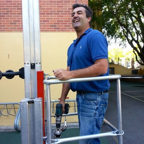 It's a lift, an elevated work platform and much better than a ladder. Get right up there with the ReechCraft PowerLift. Safe, transportable, adaptable, nifty!