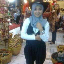 vacational high school 2 boyolangu 3 skin care_make-up artist and hairdresser~prigi beach love~trenggalek~love the big family