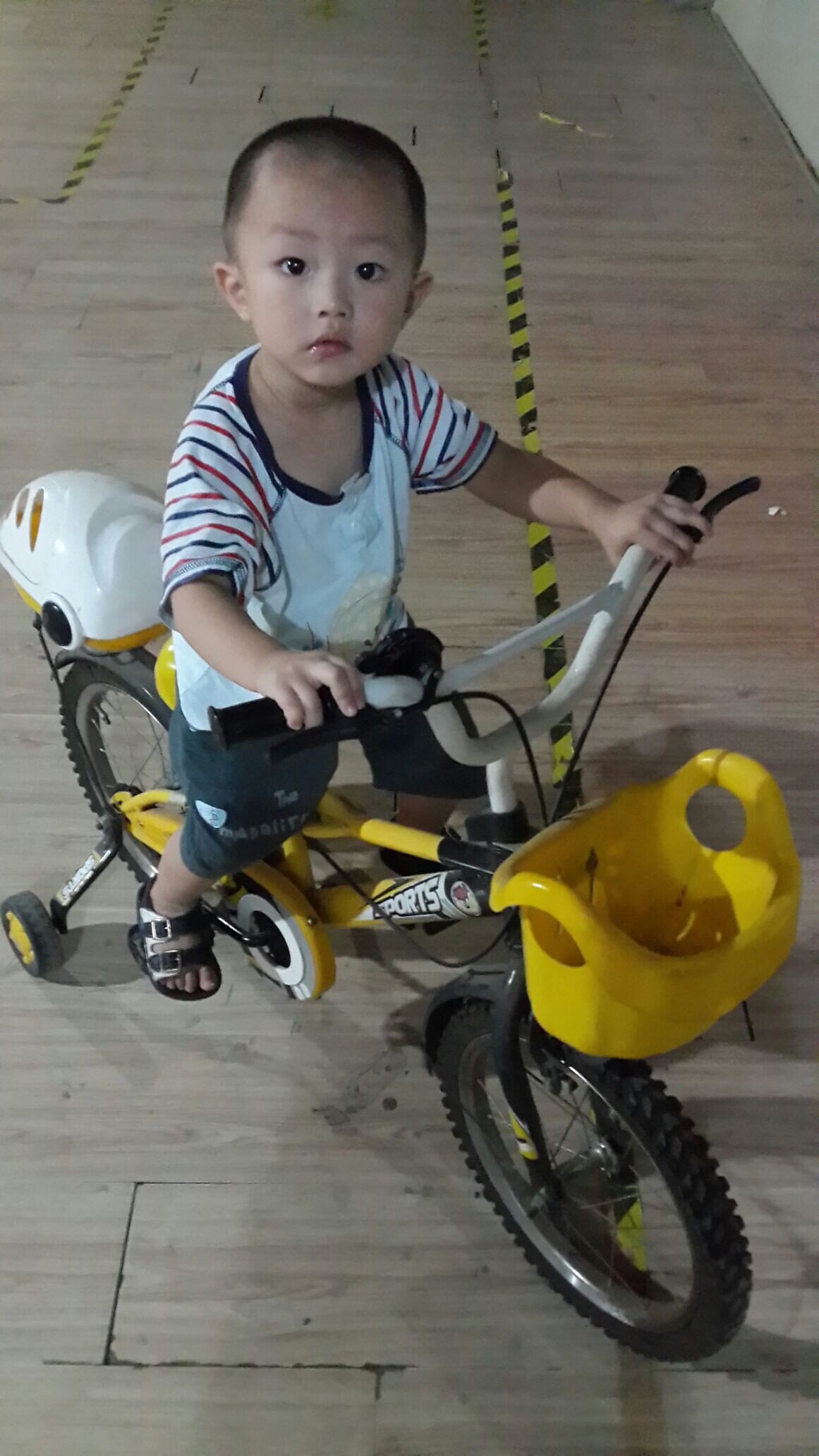 jeff50158's profile picture. This is the big world that is around me as well as in my mind.