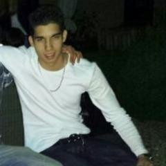 21 Years Old / Student ROC Nijmegen / Logistiek Medewerker / Fitness / Music / Partys / Instagram @iasonnikopoulos / Nijmegen / Wijchen / Malden