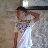 Coucou moi c'est Tom, 14 ans. Fan de L'Olympique Marseille . Je follow back :)