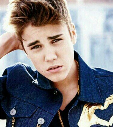 justin AkA life                                                             Lena my girlfriend I love you