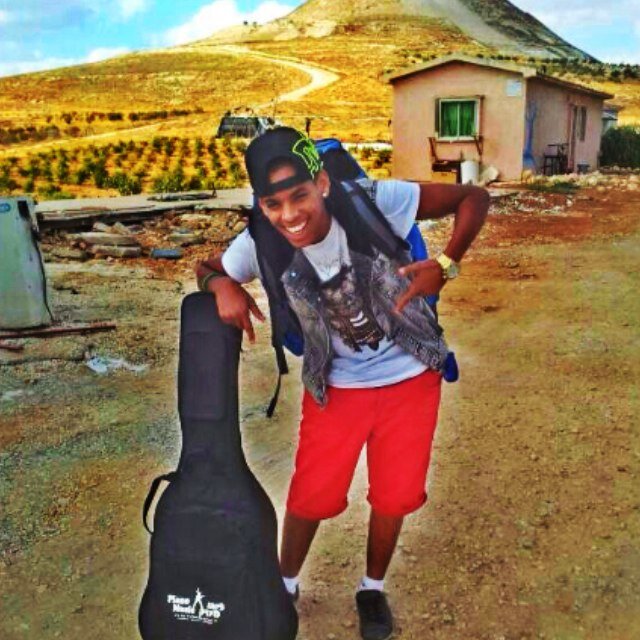 Hear songs - Chris Brown, and others
Most most I want to meet - Chris Brown