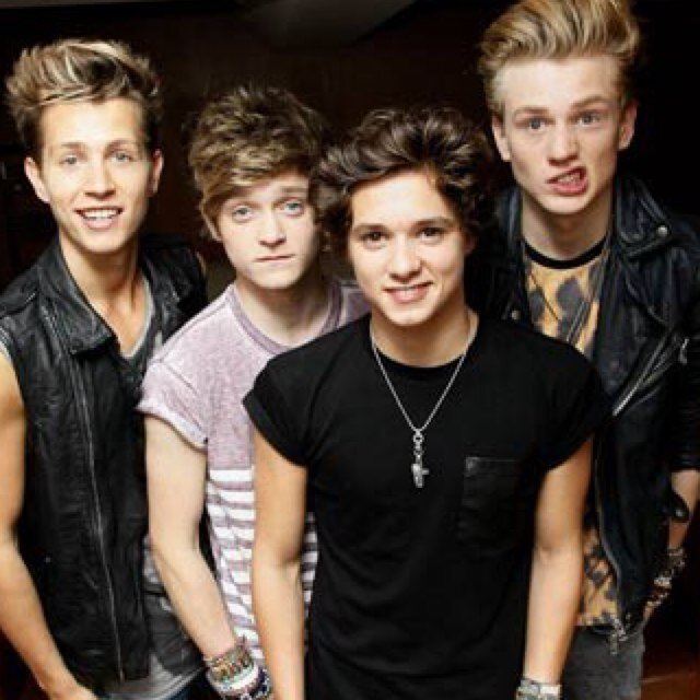 Heya! Heres a free follow could you please now be a babe and follow my main account @leahlikesyou_x  thank you !