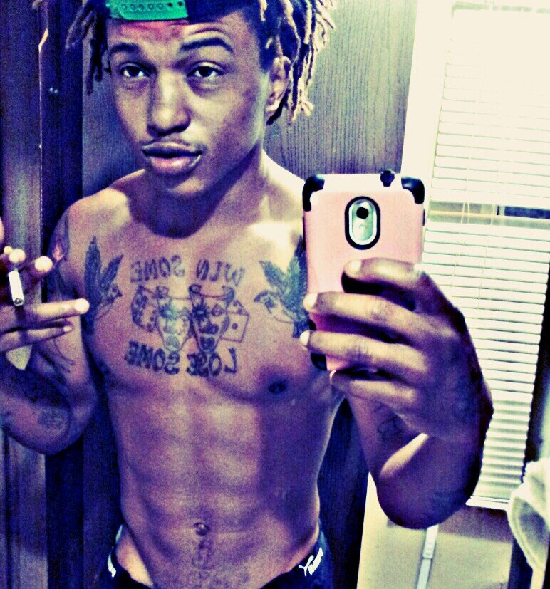 dont worry bout who i am jus follow me or get da fuck on #RNS