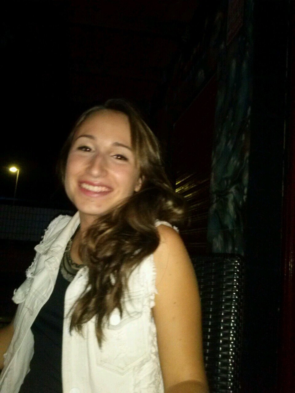 Alhaurina muy simpátic
a adicta a salir de fiesta siempre que puede. Ensmorada de su chico 100%