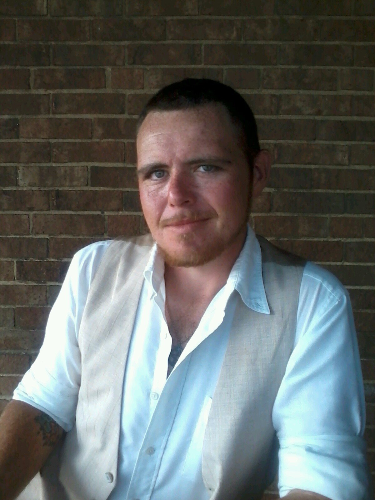 B_D_Hampton's profile picture. Tending bar both near and far.