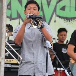 Hidup penuh rintangan dan butuh kerja keras kalo mau jadi orang sukses