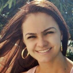 Antes de falar,ouça. Antes de agir,pense. Antes de criticar,conheça.  E antes de desistir,tente.