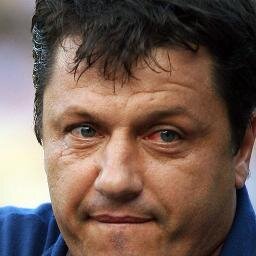 Sou o Adilson Batista, o novo Técnico do Vasco. Série B é minha Meta. ANTIGO @WENDELVASCAO Sou um Fake desde de 22/07/12