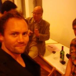 Gravity10000's profile picture. Professor at the Kinjo University, Japan.