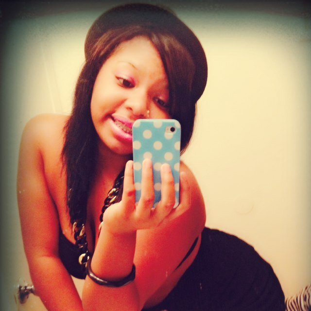 (:Hello I'm Pooh .. Follow Me Or Just Mention Me ,And I Shall Follow Back :) #Single #Beautyy #Classyy #Badd (: ♡♡♡♡♡♡ツツ