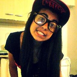 Bueno aver AMO  a one direction, soy directioner yy bueno eso =) Amo a Payne, Horan, Malik, Styles y Tomlinson