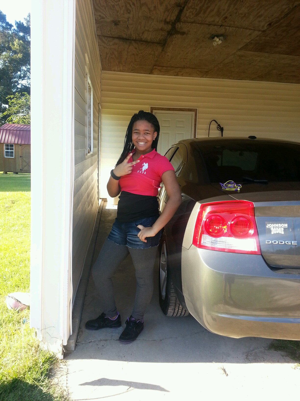 i love to sing,dance,and party!!!!!!!!!! TURN UP