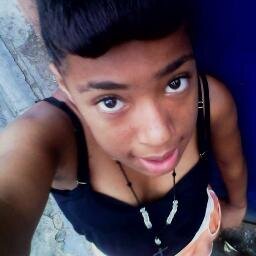 naci el 9 de enero del año 2001 en santo domingo  soy linda y muy bella soy una chica comun k le gusta mucho la fietas u salir de chopin ♥ ♥ ♥ ♥ ♥ ♥