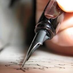 vinsziur's profile picture. Afición por la lectura y apasionado explorador del alma a través de la escritura.