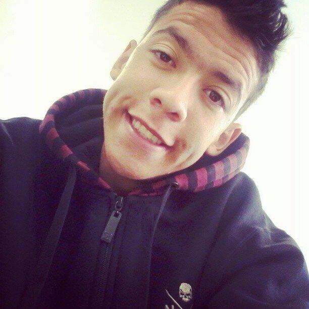 bio saiu de férias ;*