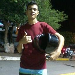 - αquele que te fααz tão beem
Não te prometo nem α terrα, nem o céu, nem o mαr; Mαs prα sempre vou te αmααr (y)³