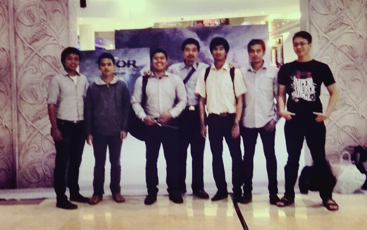 rhmt_ilahi's profile picture. learn, fight, pray!!