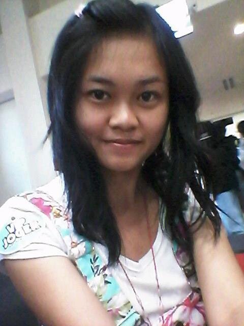 yessyaasmara's profile picture. Instagram: yessyasmara
Path: yessy asmara