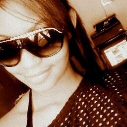 Sou feliz e agradeço por tudo que Deus me deu. ♫♪