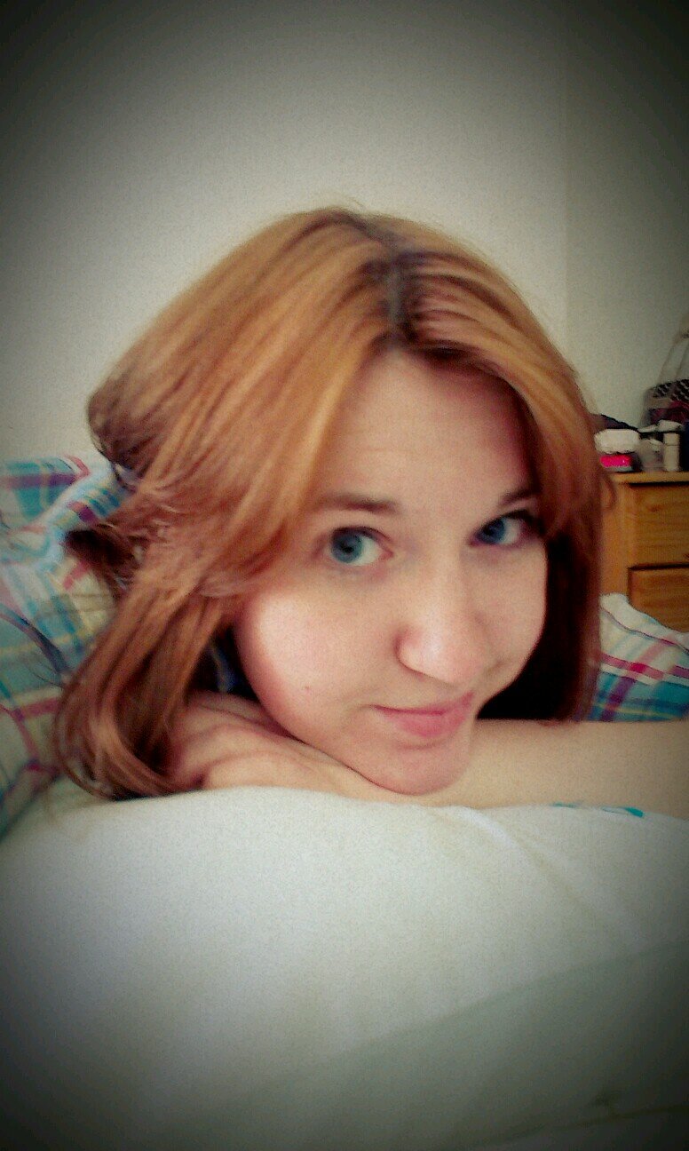 HelMariaM's profile picture. Too little time to do so many things... Slogging it in the real world and no longer partying like in the uni world...