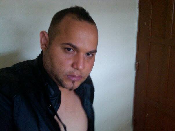 cantante de salsa buena pa q la gente lo gozeeeeeeeeeeeeeeee suuuu