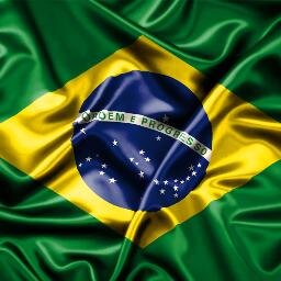 Aprendemos a voar como os pássaros, aprendemos a nadar como os peixes, mas ainda não aprendemos a sensível arte de viver como irmãos